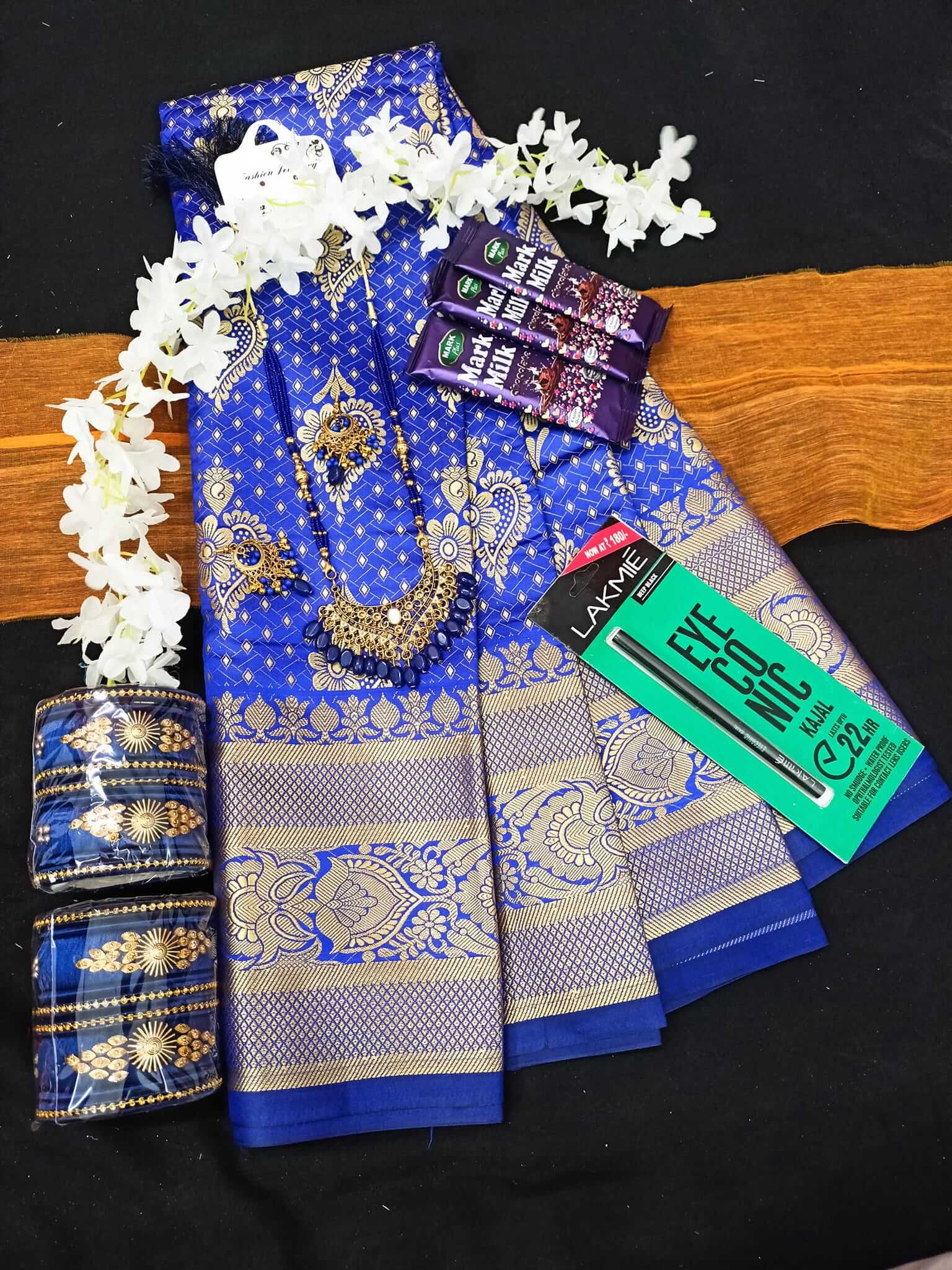 Katan Nil saree combo set