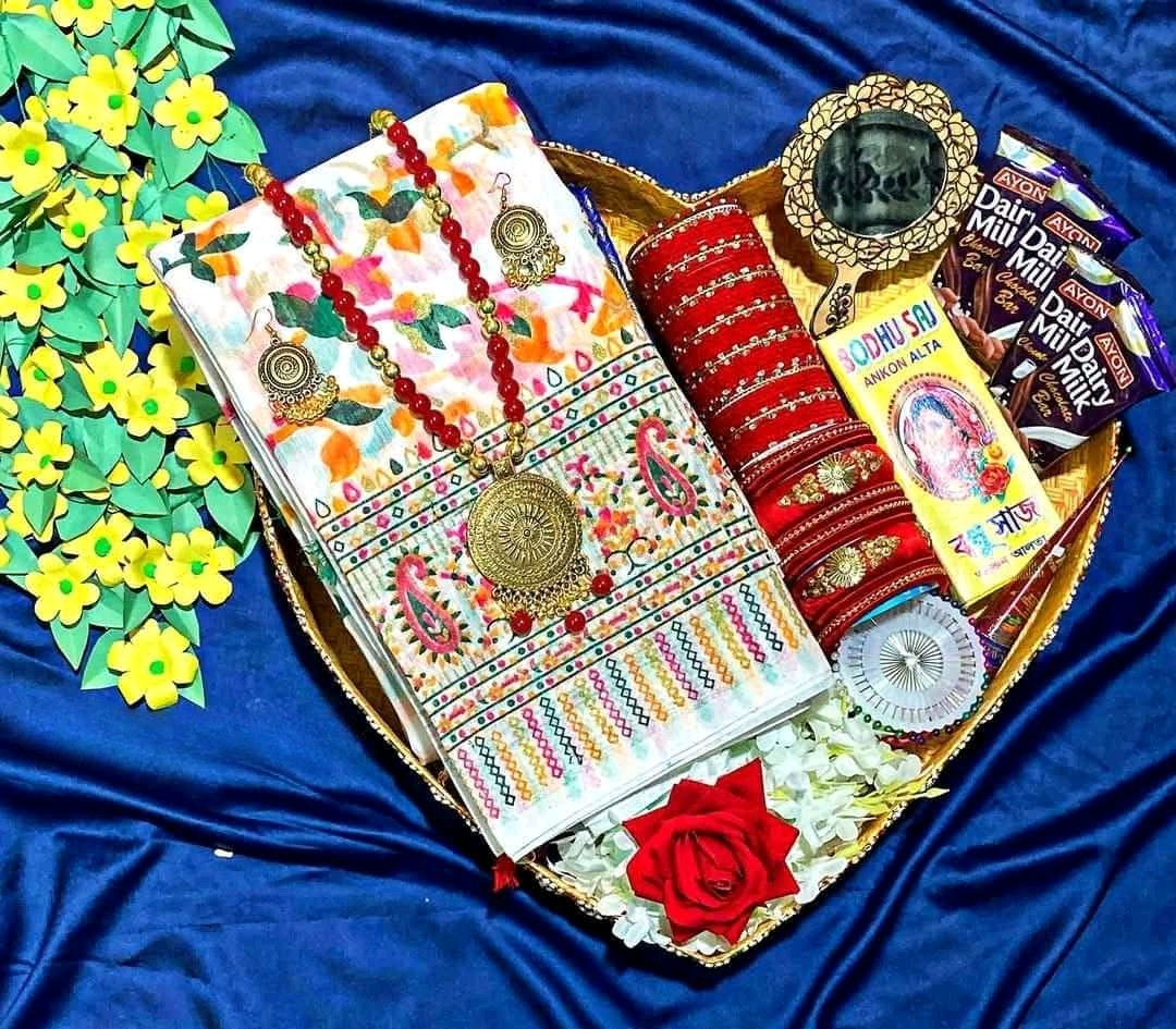 Premium love Afsan Print Package- white Colour